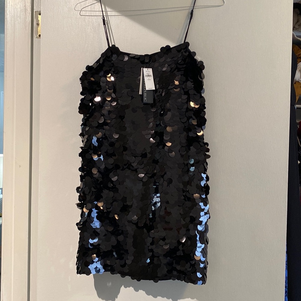 NEW W/TAGS * small petite banana republic black sequin shift mini dress